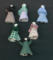 Dolls_5a.JPG - 6480 Bytes